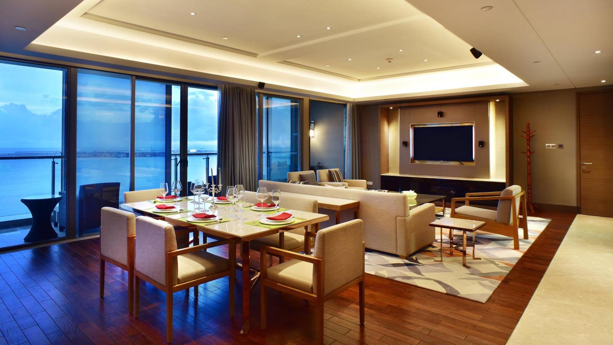 Holiday Inn Haikou West Coast By Ihg Eksteriør billede